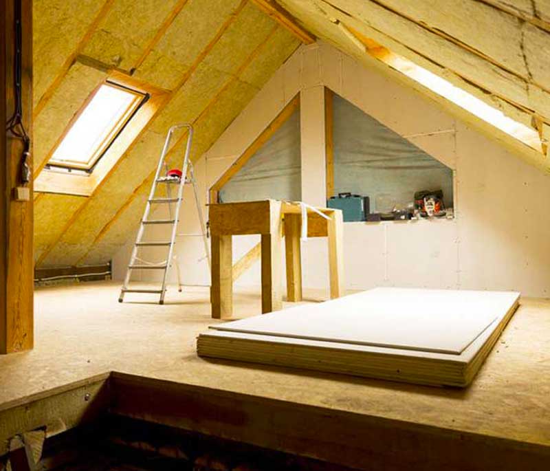 Isolation combles toiture - MEUCHE couverture dans le Val-d’Oise 95. Isolation combles : Combles perdus (isolation par soufflage) - Combles aménageables (isolation des rampants) en Île-de-France