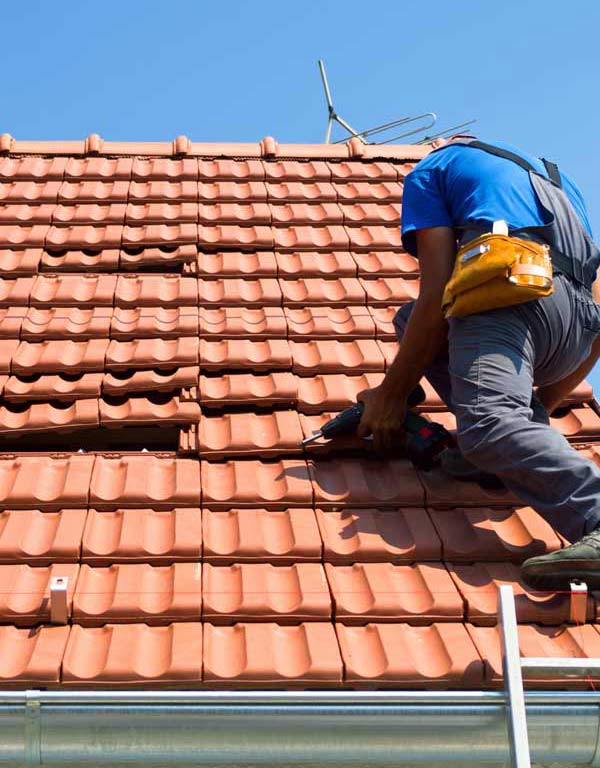 Rénovation de toiture - MEUCHE couverture  : Artisan couvreur en Île-de-France dans le Val-d’Oise 95 : Nous intervenons pour remettre à neuf votre toiture, en respectant l’architecture de votre maison en Île-de-France dans le Val-d’Oise 9